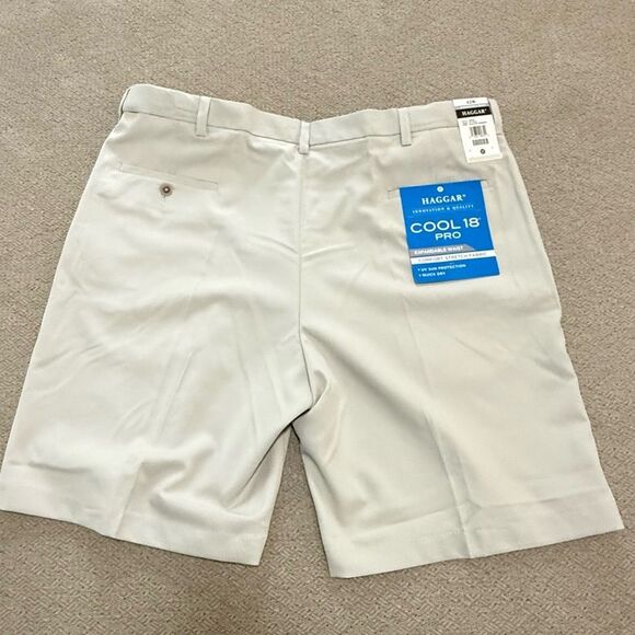 NWT. Haggar Cool 18 Pro Garbardine Shorts with Sun Protection Men’s 42 - Picture 1 of 15